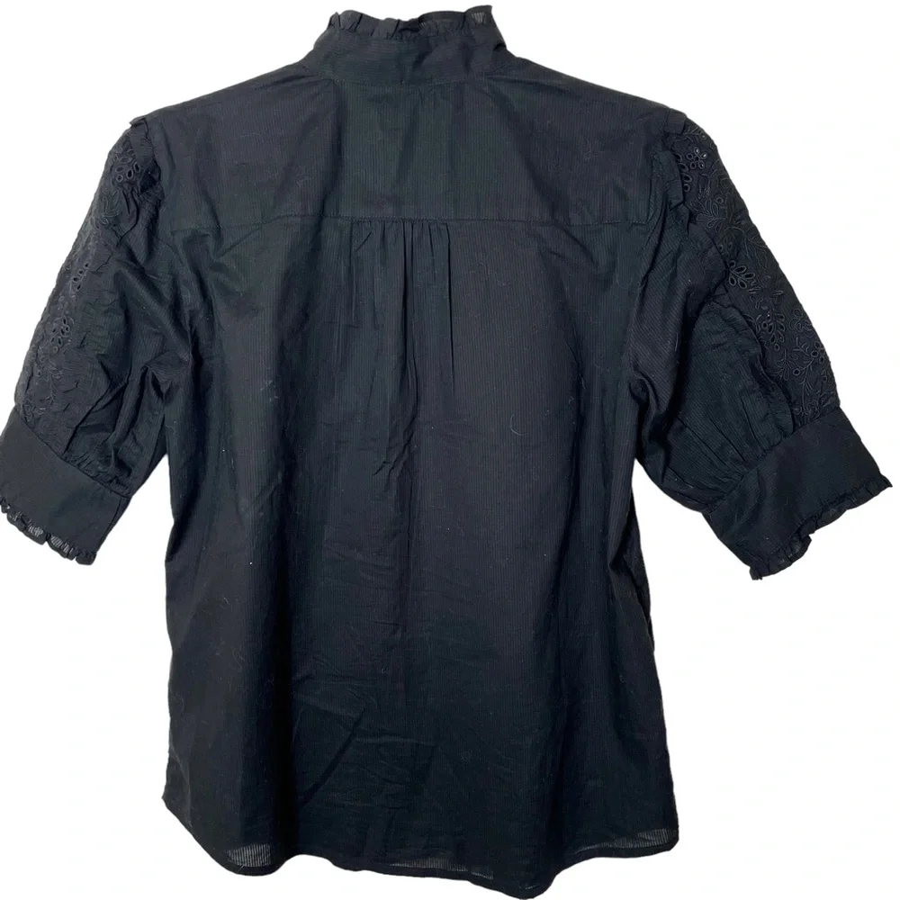 J.‎ Crew Black Cotton Embroidered Mockneck Blouse in Size XXS